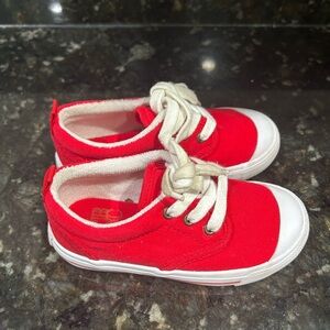 The Beaufort Bonnet Company / Footmates Red shoes size toddler 8